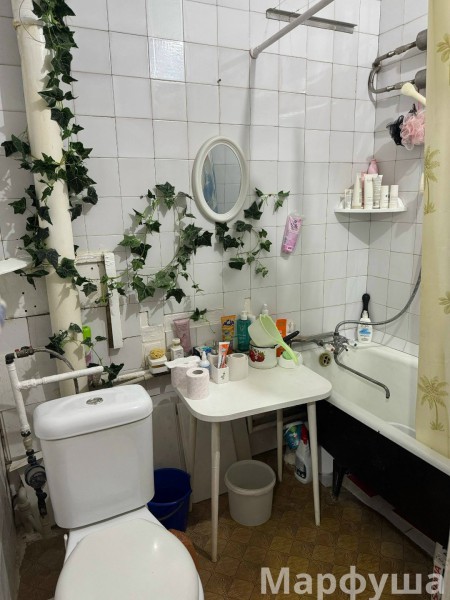 Фото Продам недорого 2-х комн.квартиру на кв Шевченко 5/5-эт,в р-не т/ц Аврора и остановки Таксопарка и парка Щорса.