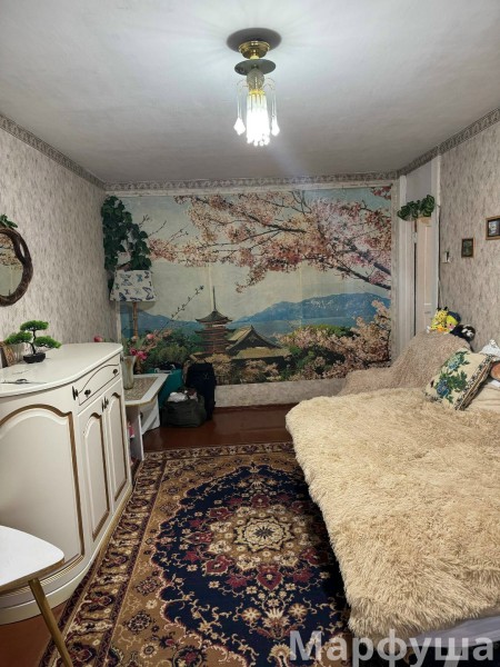 Фото Продам недорого 2-х комн.квартиру на кв Шевченко 5/5-эт,в р-не т/ц Аврора и остановки Таксопарка и парка Щорса.