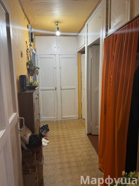 Фото Продам недорого 2-х комн.квартиру на кв Шевченко 5/5-эт,в р-не т/ц Аврора и остановки Таксопарка и парка Щорса.