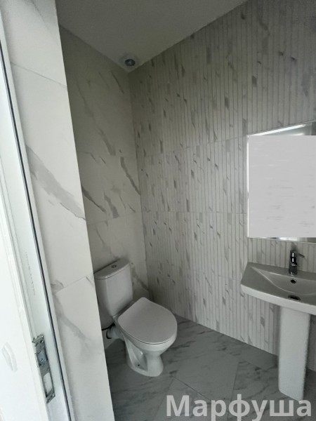 Продам коммерческие помещения в ЖК Оксфорд