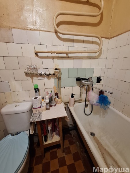 Продам 2-х комн квартиру в Центре города Луганск