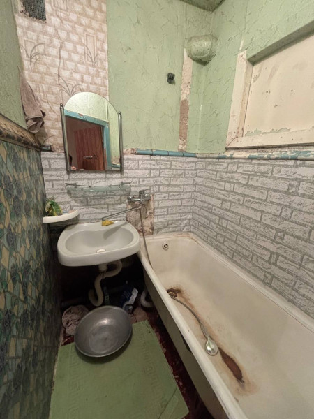 Фото Продам 3-комн. Городок завода ОР, ул. Калугина