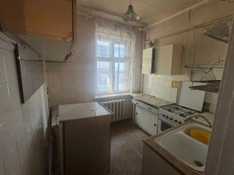 Продам 3-комн. квартиру на ул. Херсонская (р-н Цирка)