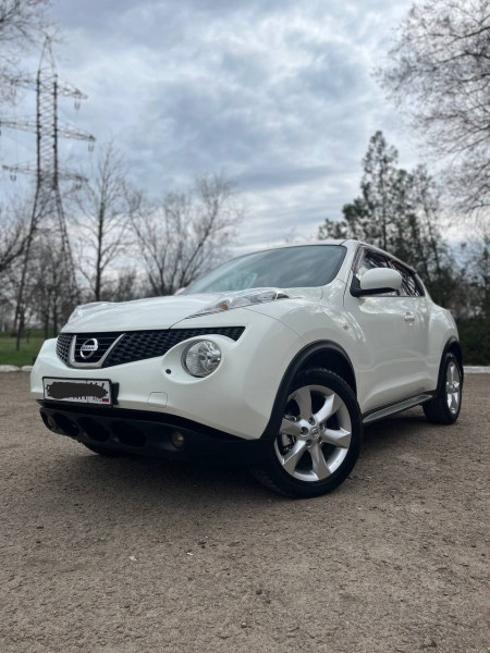 Фото В продаже Nissan Juke 2011 года