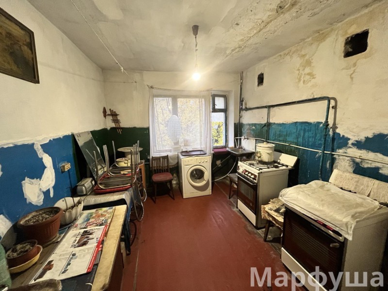 Продам комнату в коммунальной квартире 8,4 кв. м.