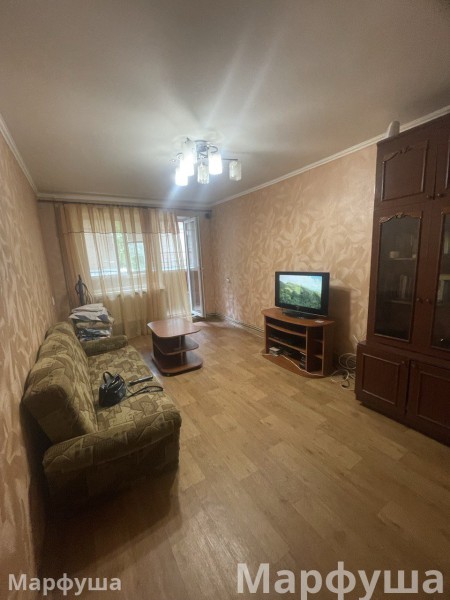 Продам 2-х комн квартиру с авт отоп в городе Луганск квартал 50-лет Октября