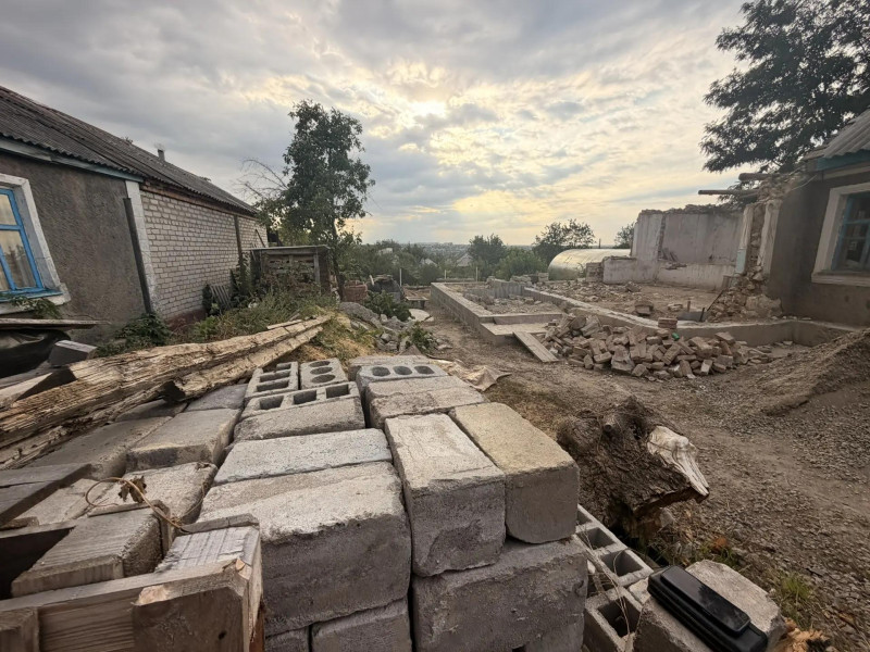 Фото Продам ветхий дом на зем. участке 7,5 сот.