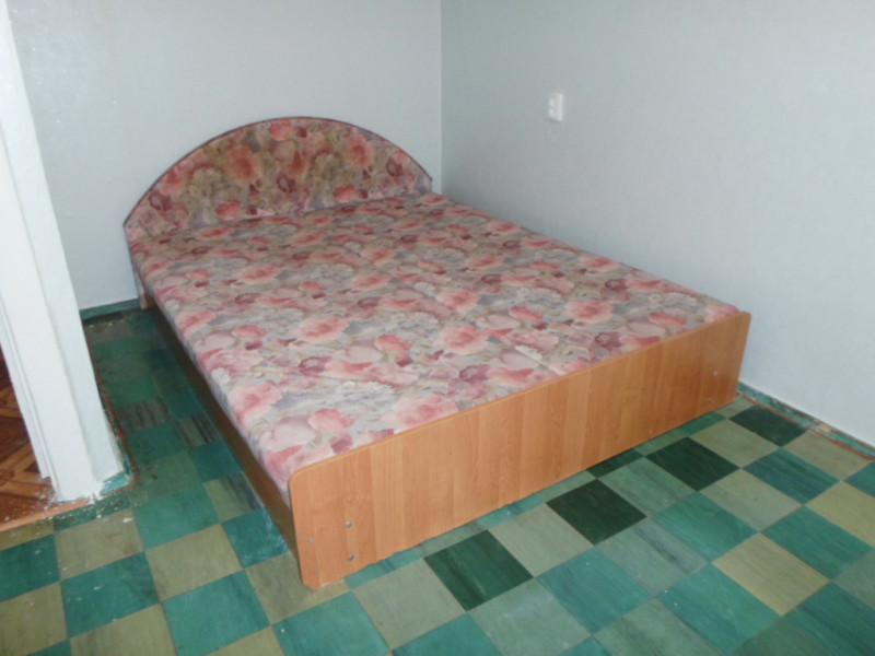 Фото Сдам в Луганске 2 комн. кв. кв. Комарова район с/м Каштан с ремонтом и быт. техникой