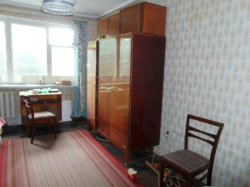Фото Дёшево за 18т. сдам в Луганске на востоке 2 комн. кв-ру кв. Левченко 150м. выше Маш. института им. Даля. Комнаты раздельные.