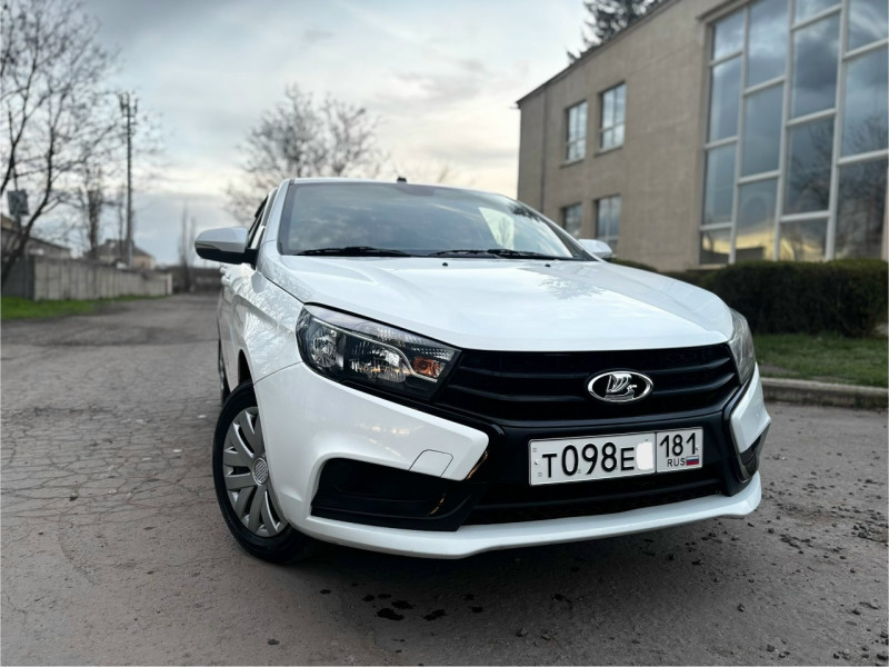 Фото Продам личный авто Lada Vesta 2017г