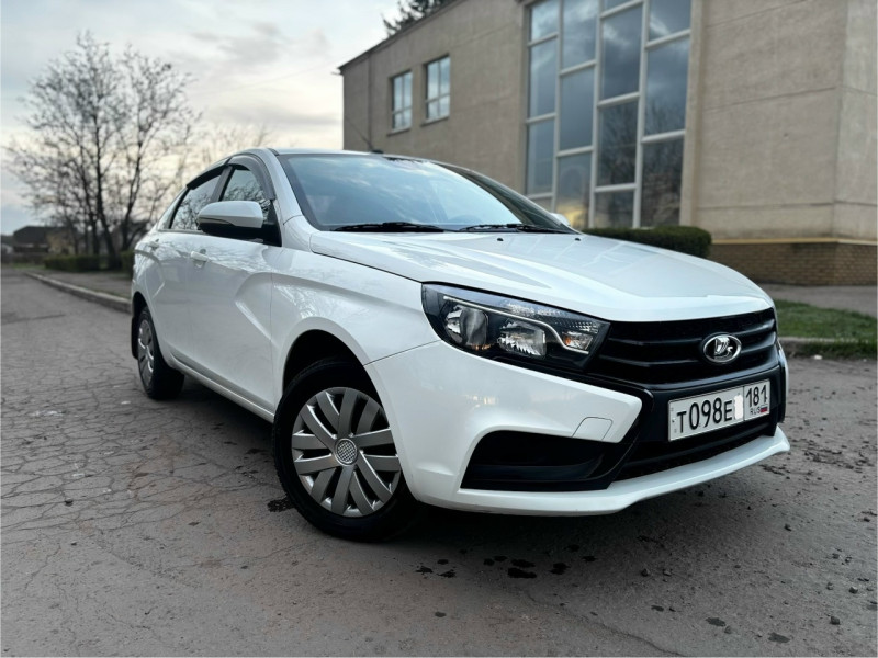 Фото Продам личный авто Lada Vesta 2017г