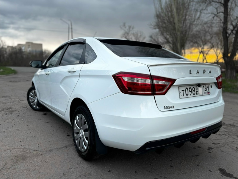 Фото Продам личный авто Lada Vesta 2017г