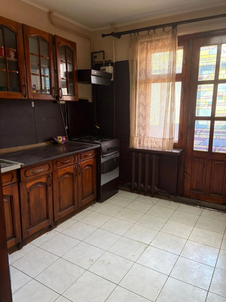 Продам 2-комн. квартиру на кв. 50 лет Октября