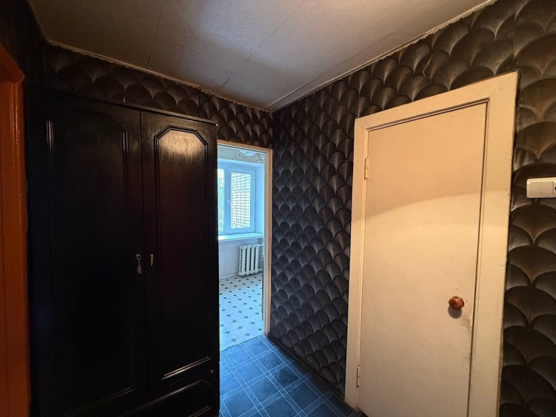 Фото Продам 1х квартиру, центр Луганска, ул.Советская