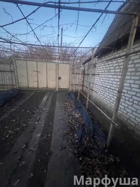 Фото Продам земельный участок с домостроением