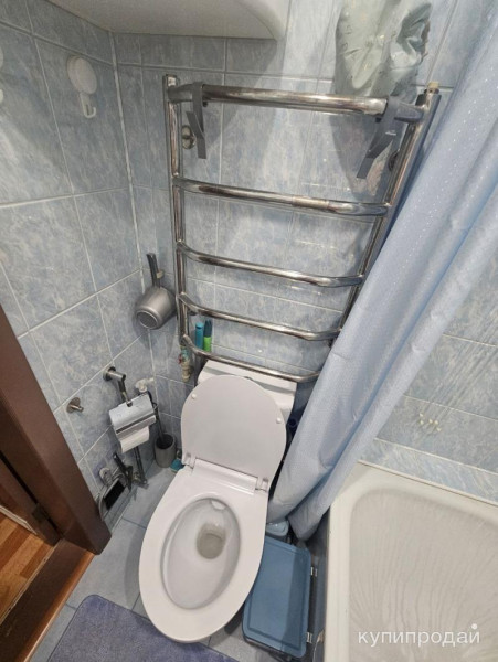 Фото Сдам 3 ком. кв. на ВАУШ есть хороший ремонт, автономное отопление