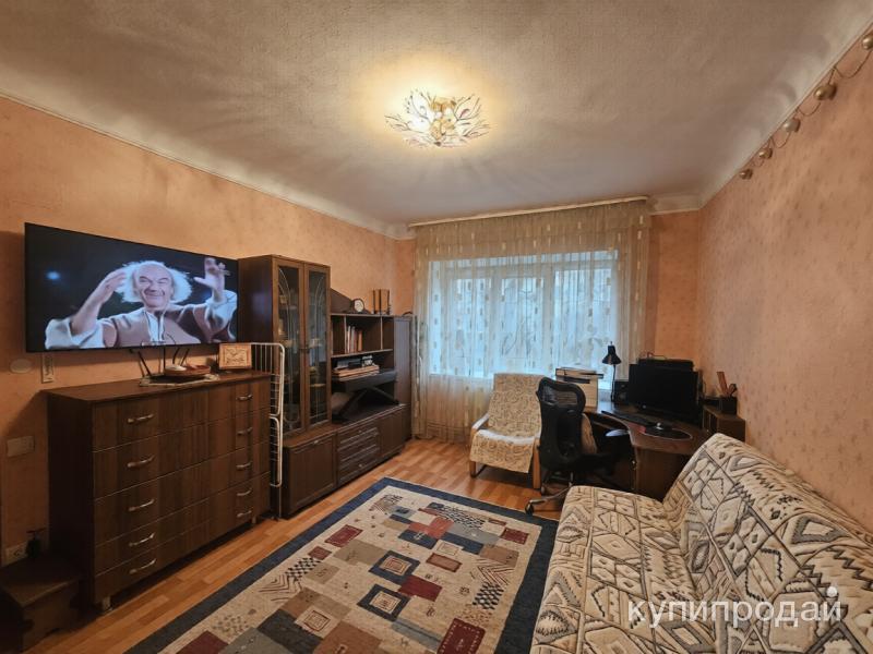 Фото Сдам 3 ком. кв. на ВАУШ есть хороший ремонт, автономное отопление