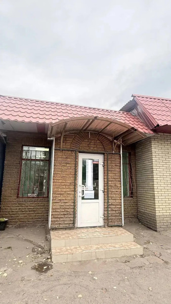 Продам коммерческое помещение в Молодогвардейске
