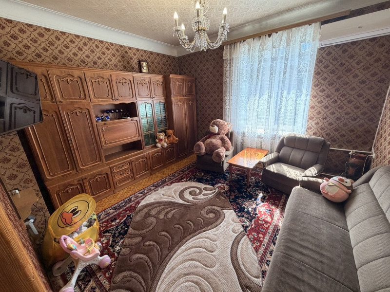Фото Сдам 2- к квартиру в центре Луганска