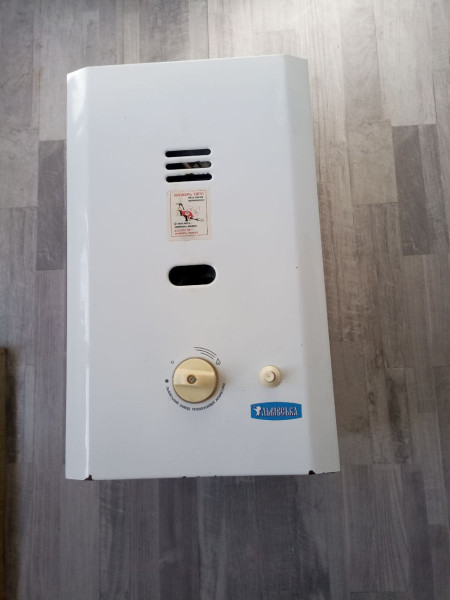 Фото Продам газовую колонку