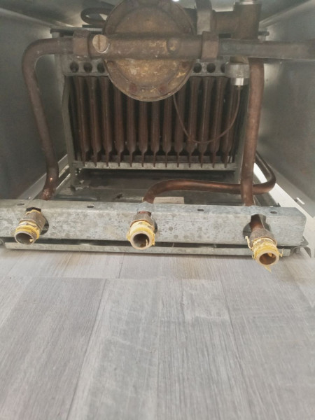 Фото Продам газовую колонку