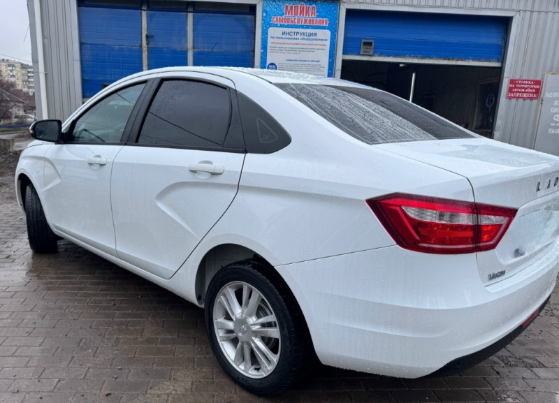 Фото Городской автомобиль с большим клиренсом, экономный , практичный , комфортный и не убиваемый