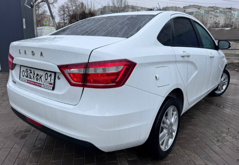 Фото Городской автомобиль с большим клиренсом, экономный , практичный , комфортный и не убиваемый