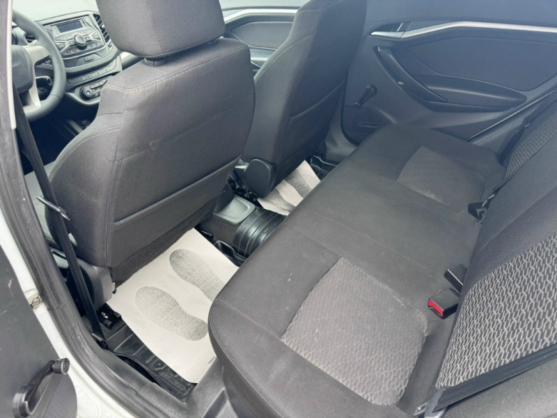 Фото Городской автомобиль с большим клиренсом, экономный , практичный , комфортный и не убиваемый