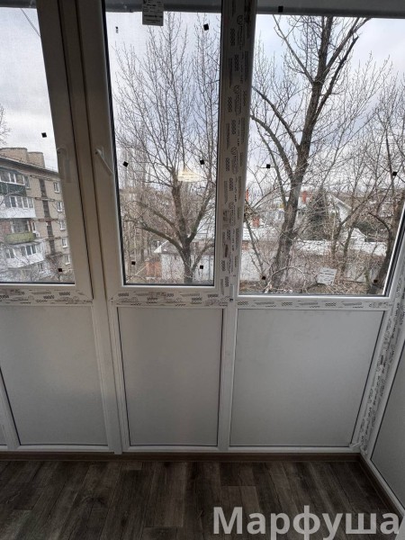 Продам 2- к квартиру в центре Луганска