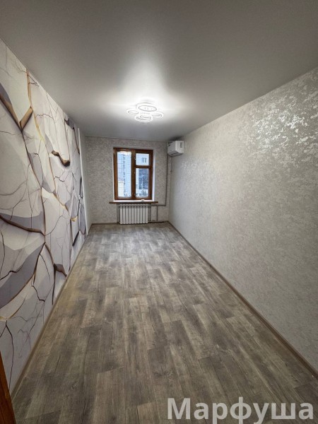 Фото Продам 2- к квартиру в центре Луганска