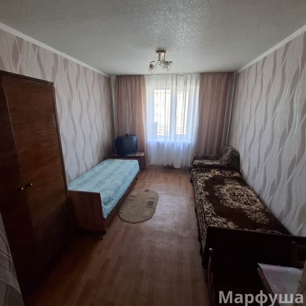 Продам уютную коммуналку на кв Гаевого д.16,кирп.дом,4/5-эт,с ремонтом.