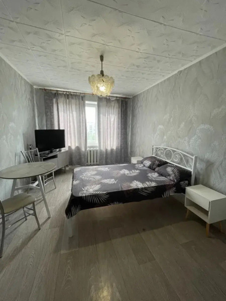 Продам 2- к квартиру на Юбилейном
