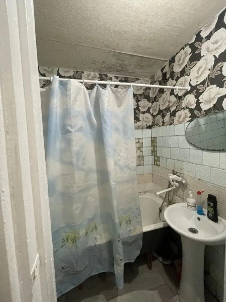 Фото Продам 2- к квартиру на Юбилейном