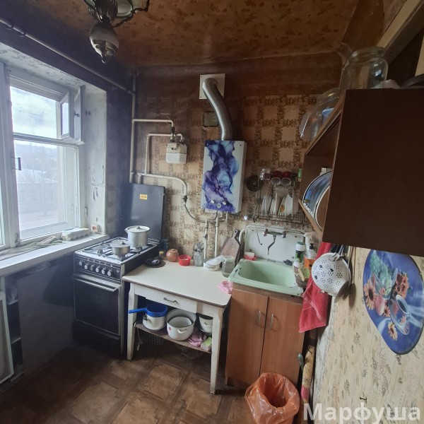 Фото Продам недорого 2- комн.квартиру в Каменобродском р-не по ул Кирова 3/5-эт,кирп.дом,в р-не Нового ж/д вокзала,