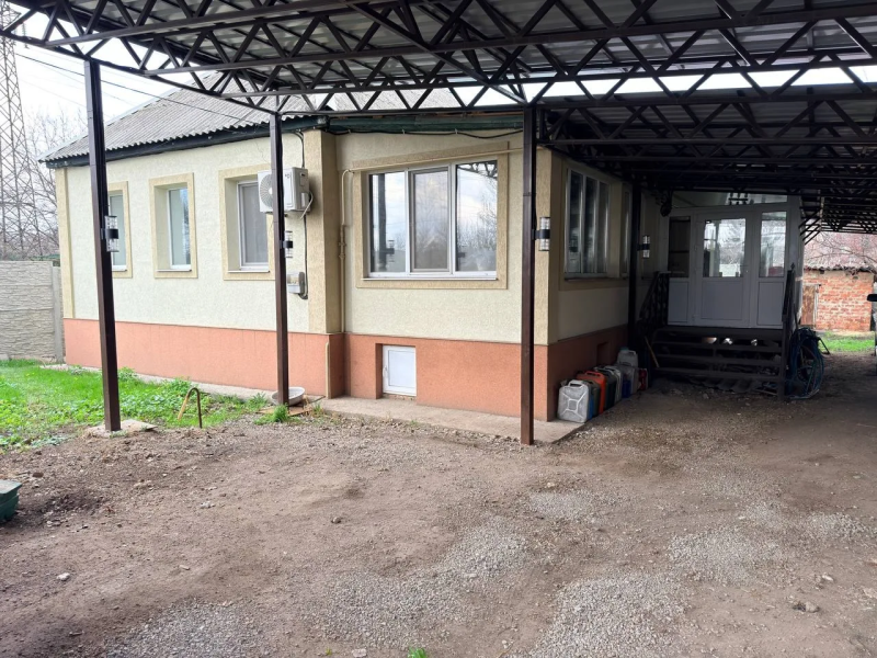 Фото Дом ул. Ленина (р-н «Джрвеж»)