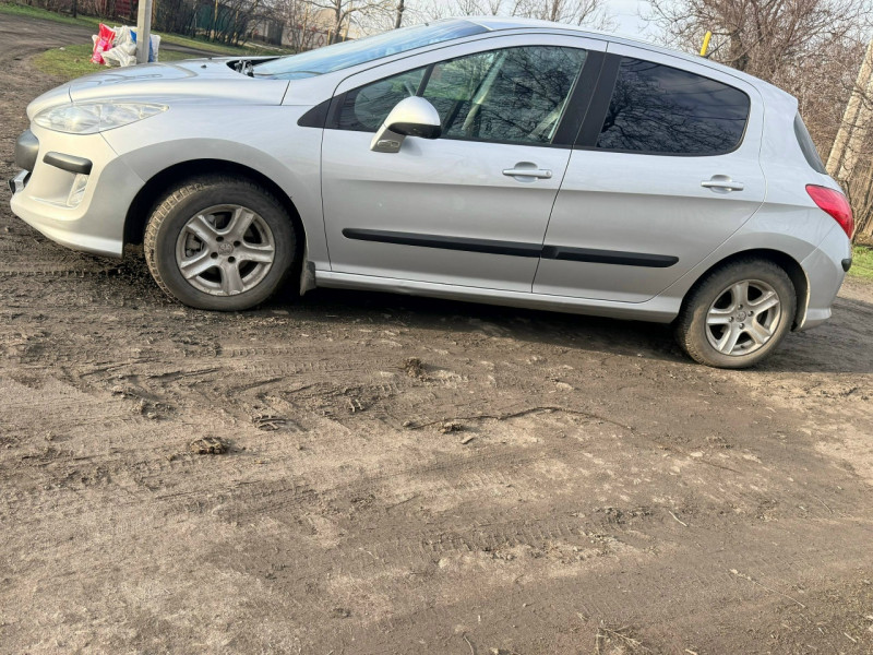 Фото Продам Пежо 308 2009 года