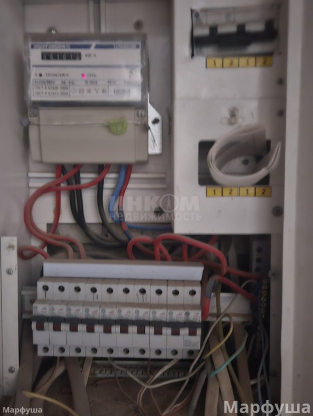 Фото Продам квартиру 326м2 в центре города Луганск Площадь Героев Великой Отечественной Войны