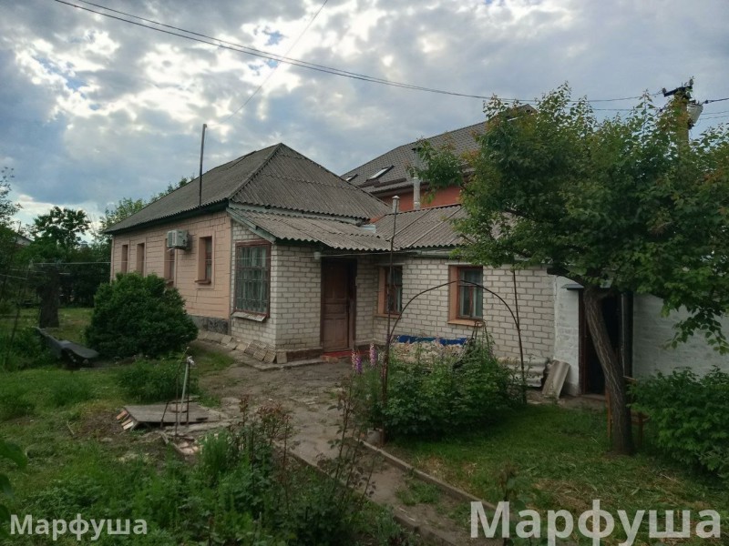 Фото Продам дом в самом центре Луганска