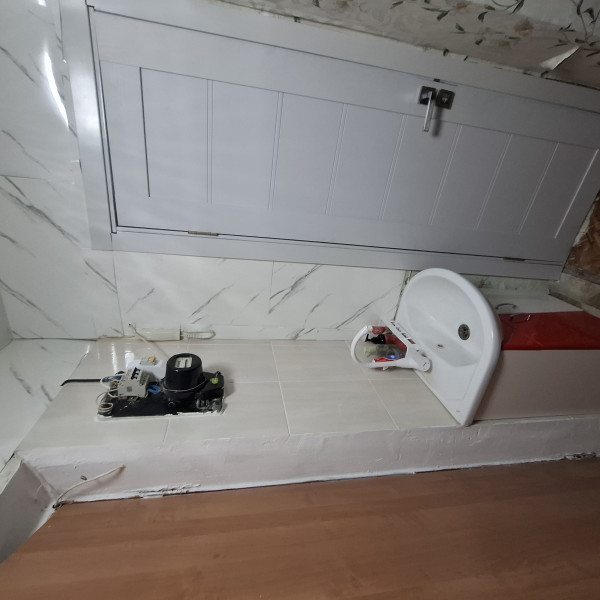 Фото Срочно!!!.От хозяина.Продам Полугостинку на кв Жукова напротив Далевского университета,кирпичный дом,
