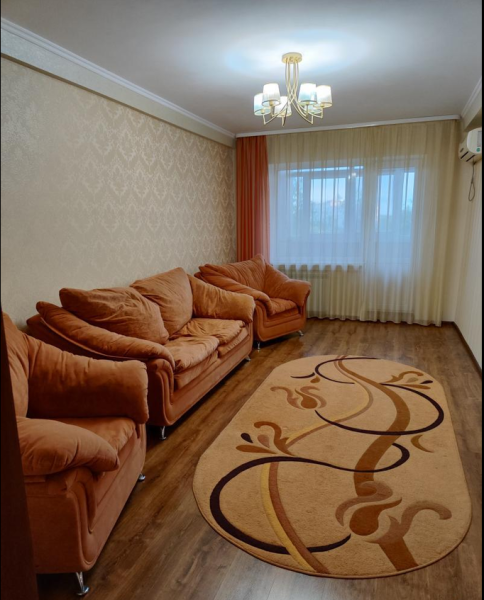 Фото Аренда 3-к квартиры (78 м², 4/9 эт.) — Городок ОР (Жовтневый р-н)