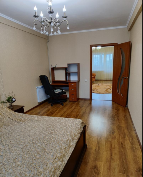 Фото Аренда 3-к квартиры (78 м², 4/9 эт.) — Городок ОР (Жовтневый р-н)