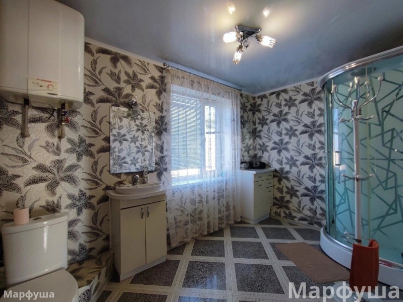 Фото Продам дом 285 м2 в городе Луганск район "Черного Кота"