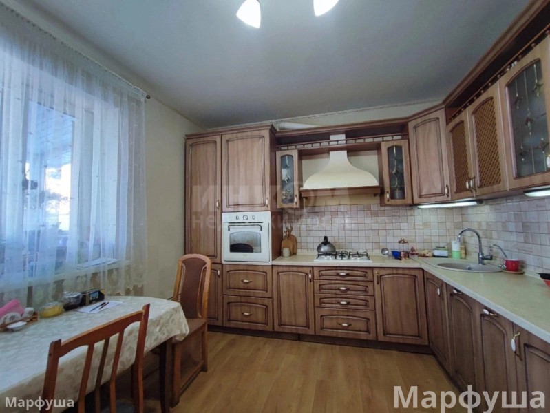 Фото Продам дом 285 м2 в городе Луганск район "Черного Кота"