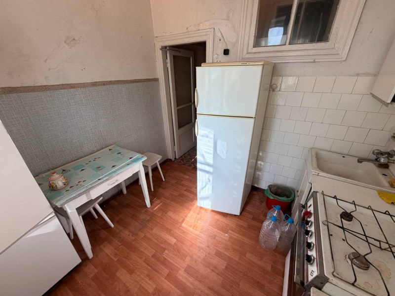 Фото Сдам 3- к квартиру в центре Луганска