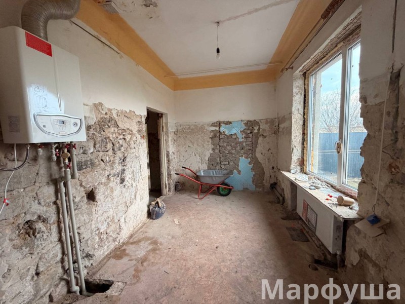 Фото Продам дом в центре Станицы Луганской