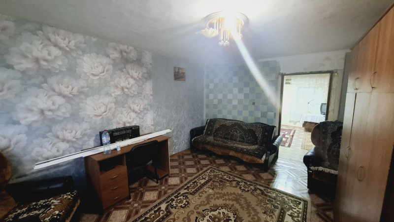 Сдам небольшой домик в р-не ул.Анри Барбюса по ул Гвардейской.