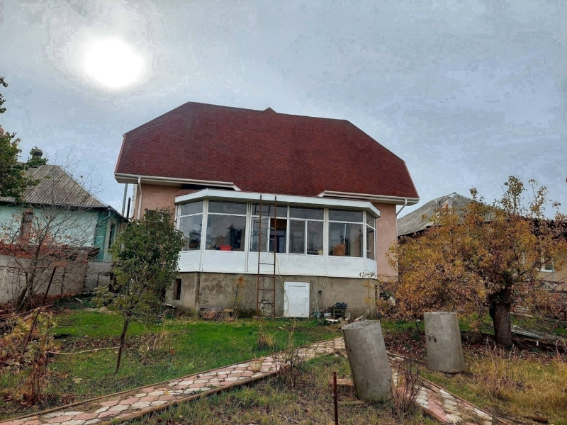 Фото Продам дом, центр Луганска, ул. Братьев Палкиных