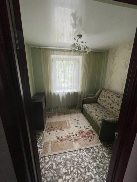 Фото Сдам 3- к квартиру в самом центре Луганска