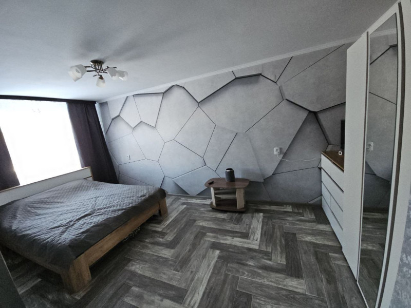 Фото Однокомнатная квартира посуточно (Алчевск)