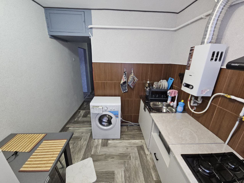 Фото Однокомнатная квартира посуточно (Алчевск)